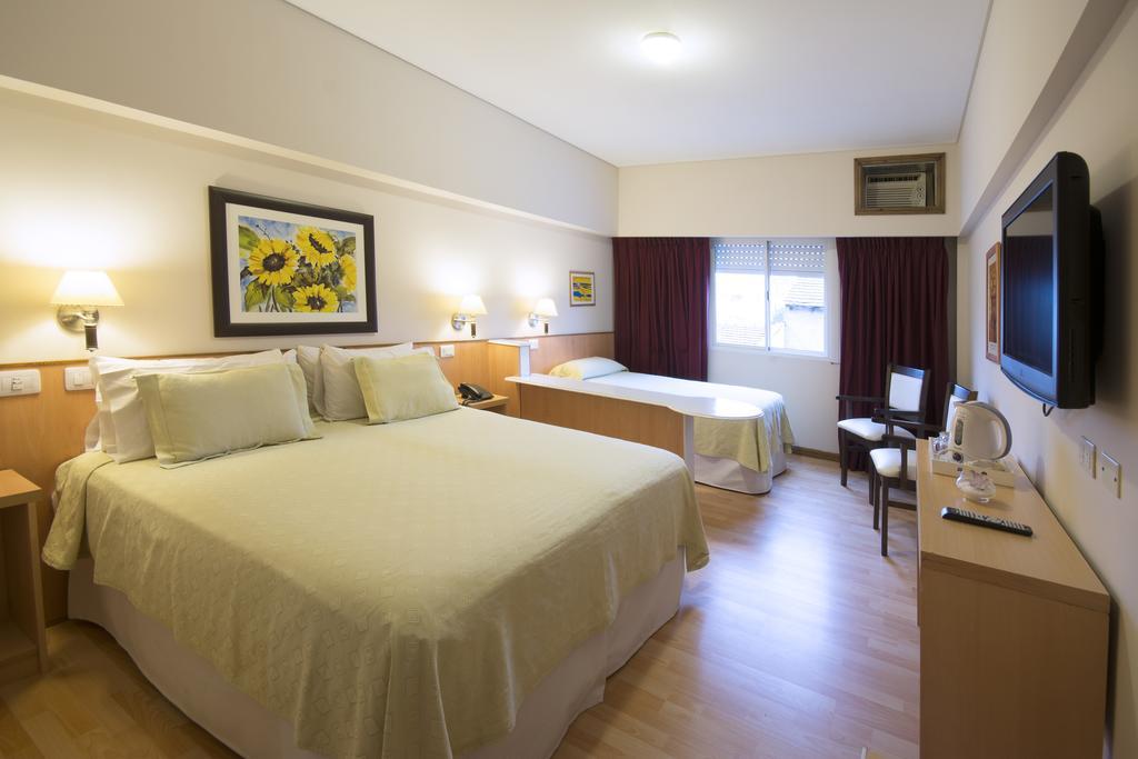 Los Tilos Hotel Y Spa By Cph Villa Carlos Paz Exteriér fotografie
